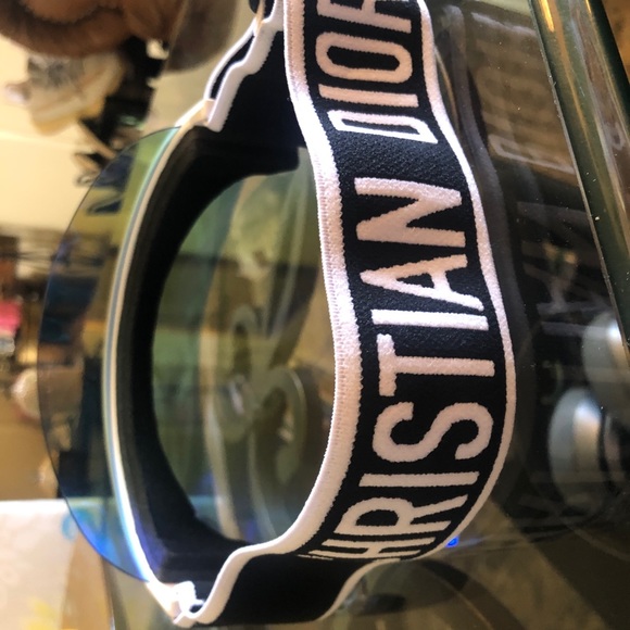 Brand new Dior sunglasses/hat - Picture 3 of 4